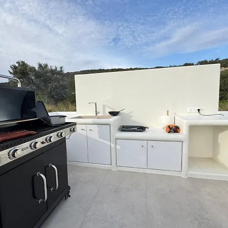 La Vie Est Belle Luxury Bbq Jacuzzi&view Pounda