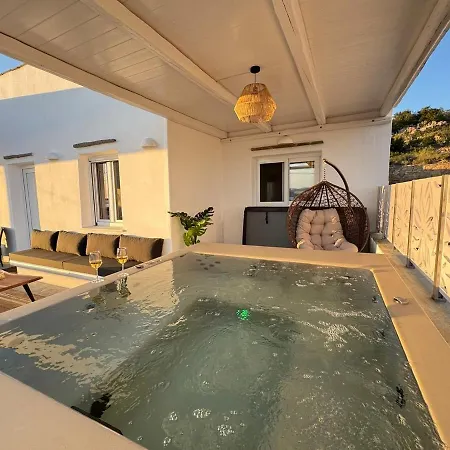 La Vie Est Belle 3 Luxury Bbq Jacuzzi&view Сasa de vacaciones